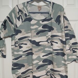 Como Vintage Camouflage Knit Raglan 3/4 Sleeve Plus Size 2X Pullover Top